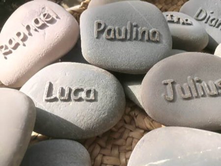 Naturstein mit Namen